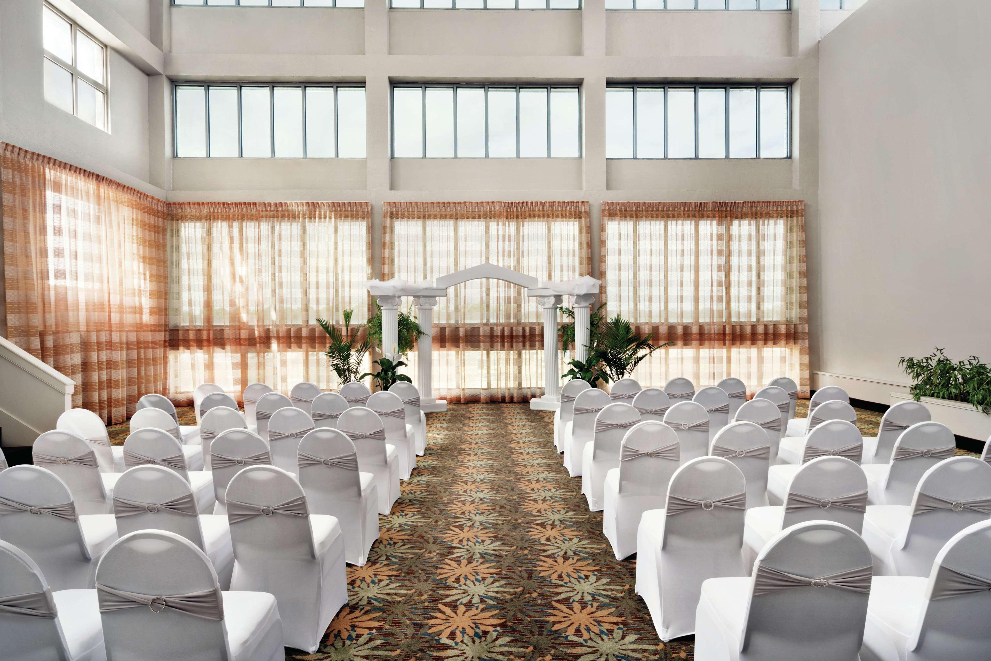 Embassy Suites Brunswick Zewnętrze zdjęcie