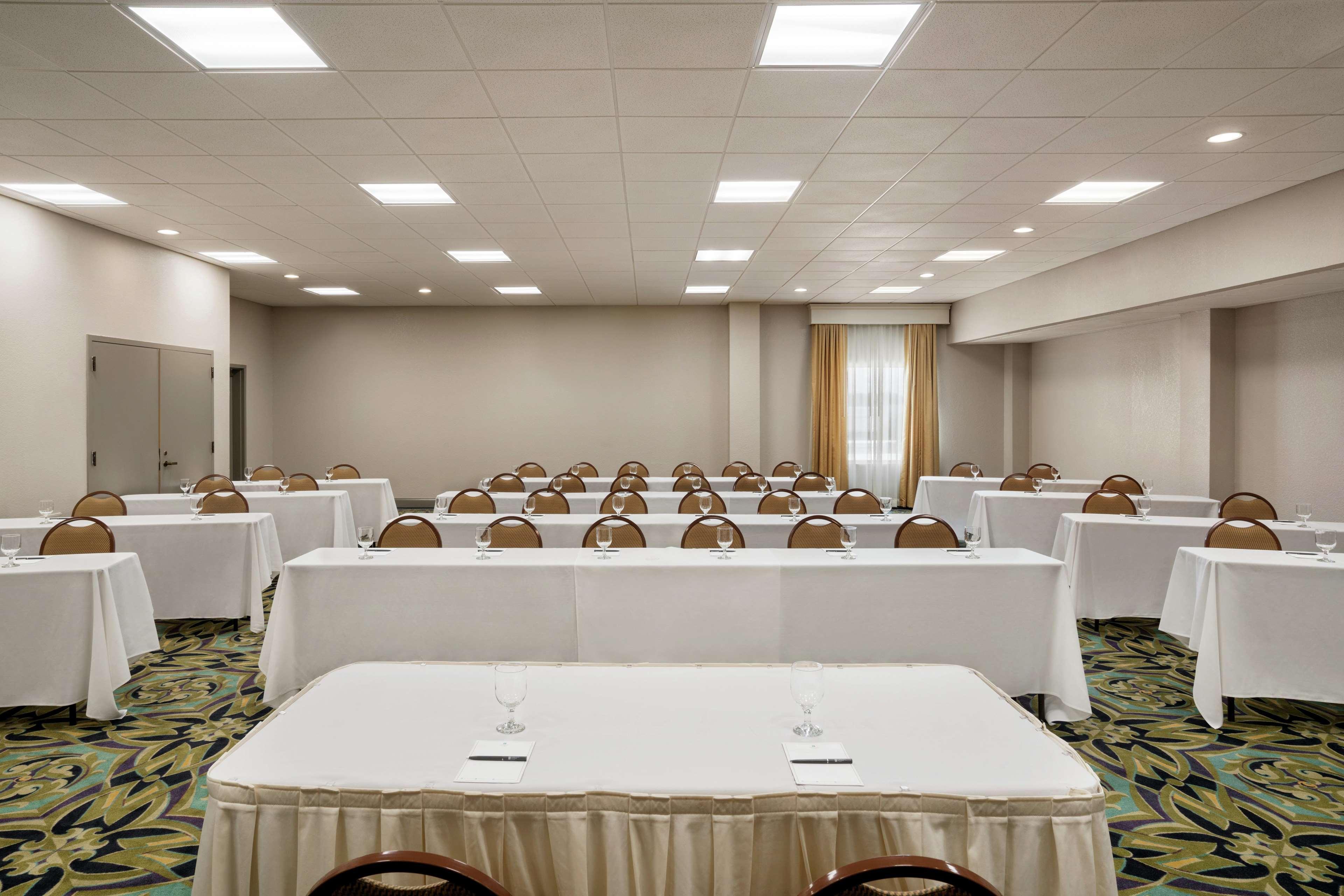 Embassy Suites Brunswick Zewnętrze zdjęcie