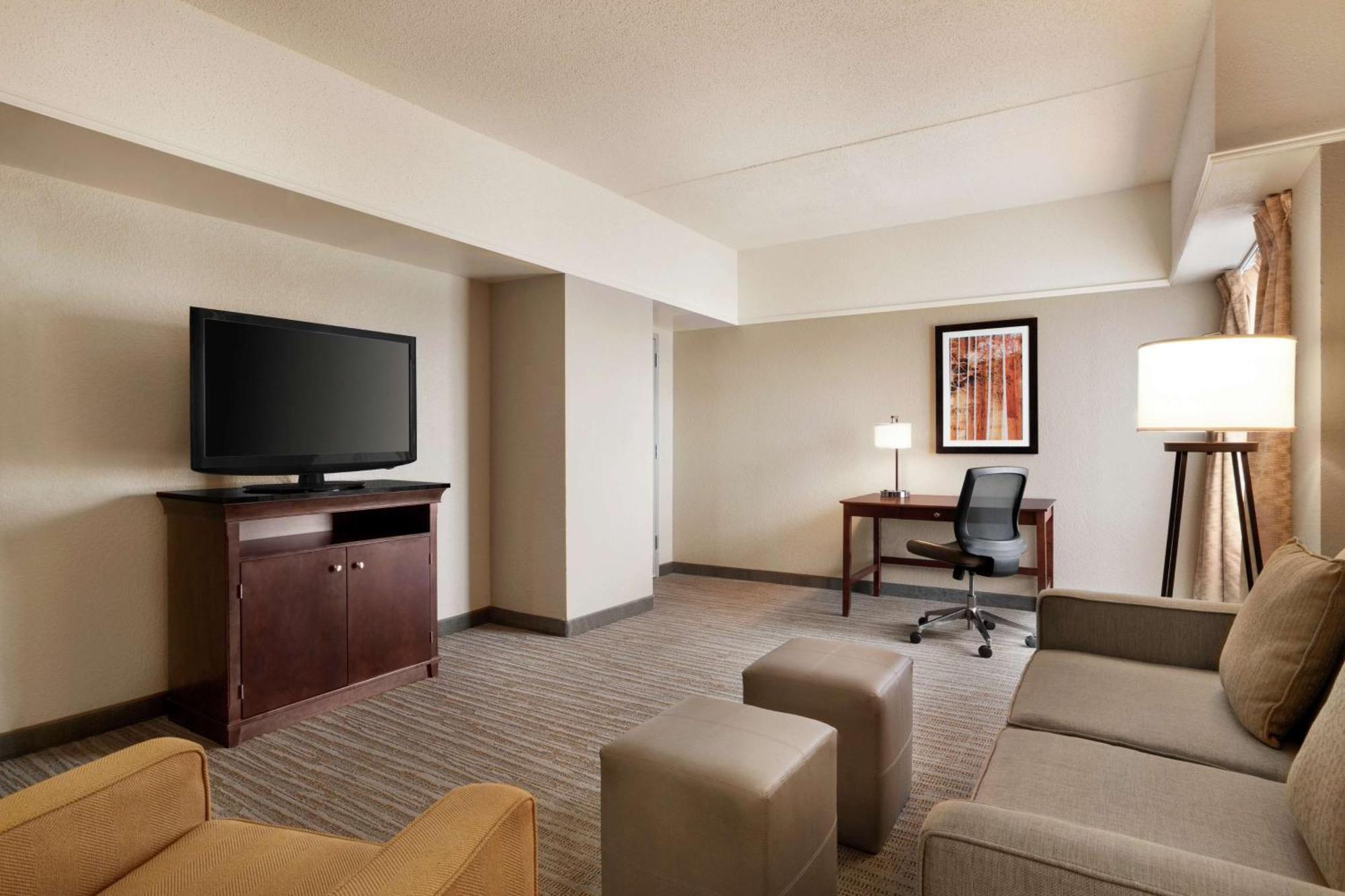 Embassy Suites Brunswick Zewnętrze zdjęcie